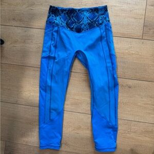 Lululemon Athletica Blue Leggings with Patterned Waistband